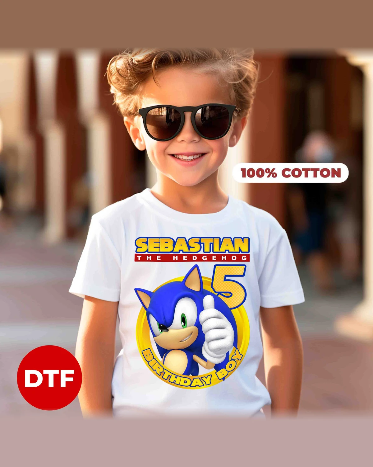 Sonic Thumbs Up Birthday T-Shirt with Custom Name and Age
